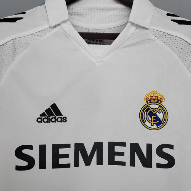 REAL MADRID 2005 -2006 HOME LONG SLEEVE RETRO FOOTBALL SHIRT