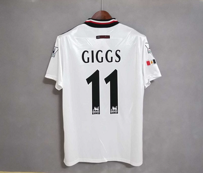 MANCHESTER UNITED 1997 -1999 WHITE AWAY RETRO FOOTBALL SHIRT